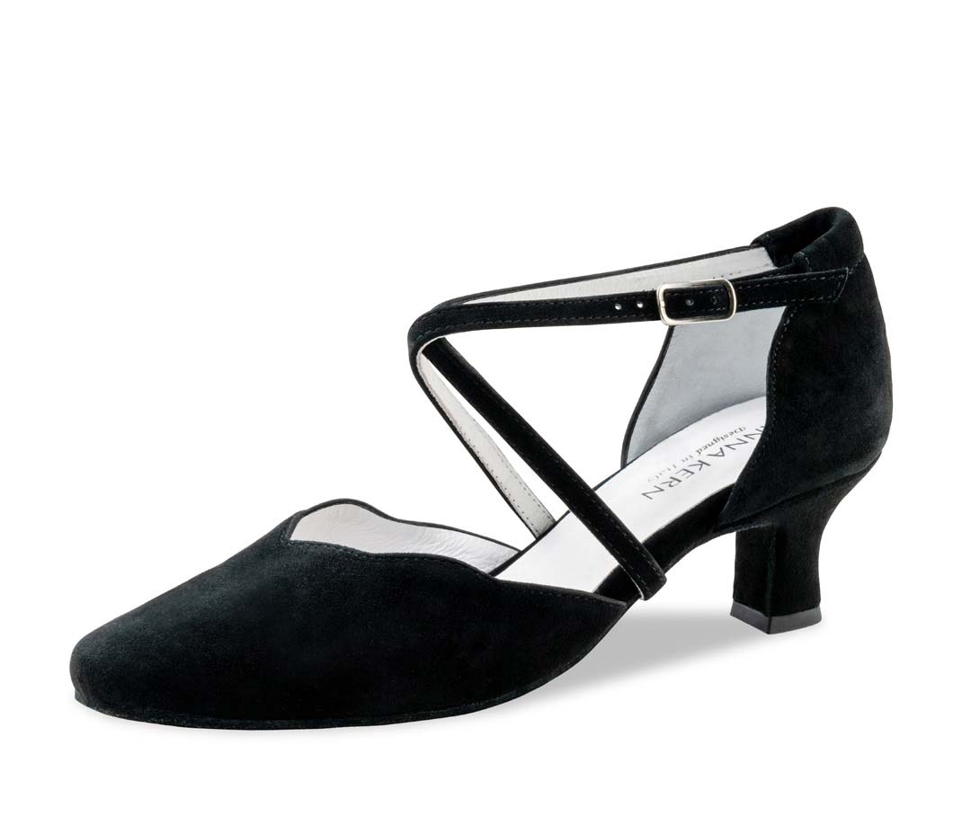 572 closed ladies dance shoe by Anna Kern in black