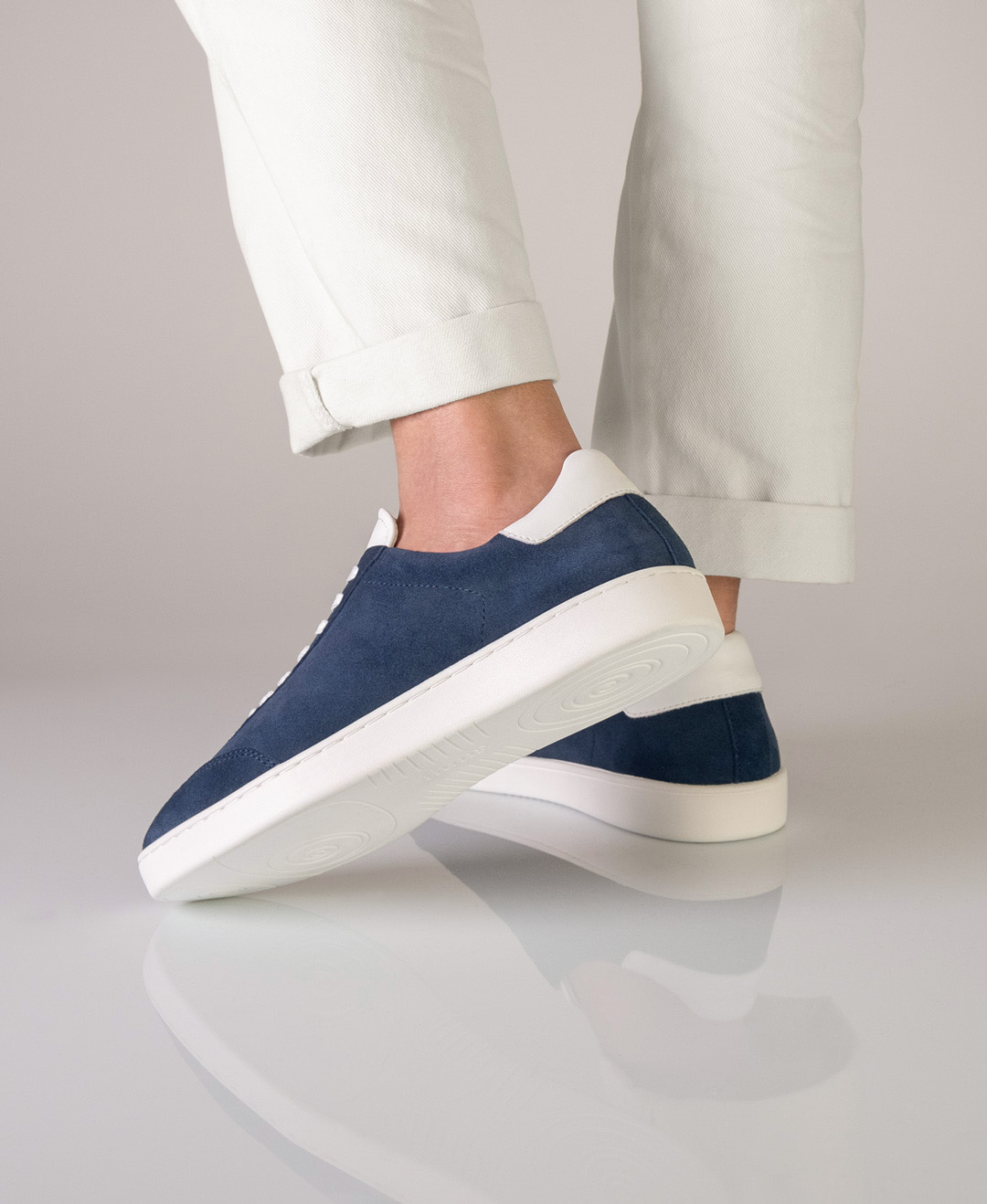 Sneaker 7405 in blue suede for dancing on all surfaces