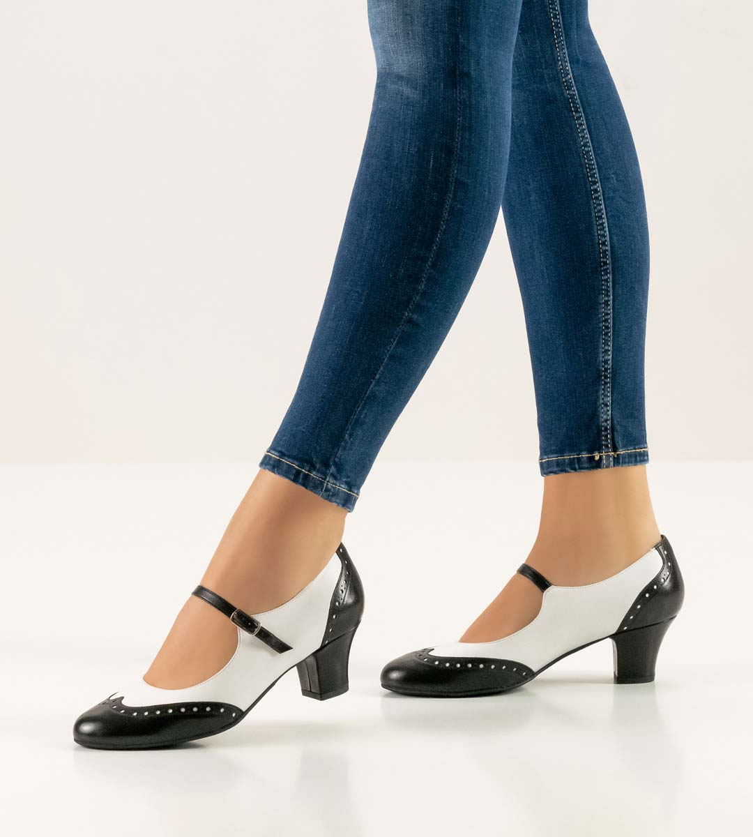 Emma black white closed Werner Kern ladies dance shoe
