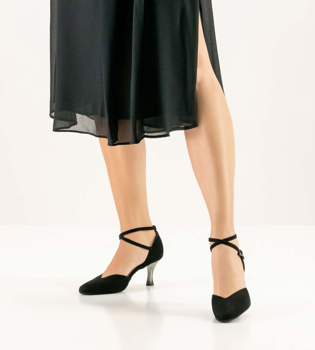 Melodie classic Werner Kern ladies' dance shoe with V-cut