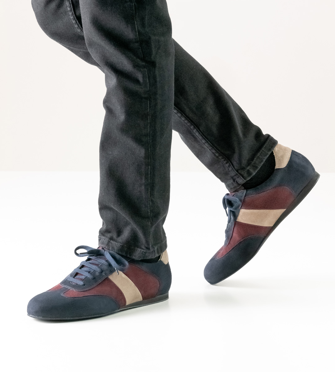 black jeans in combination with 1.5 cm high Werner Kern men's dance shoe