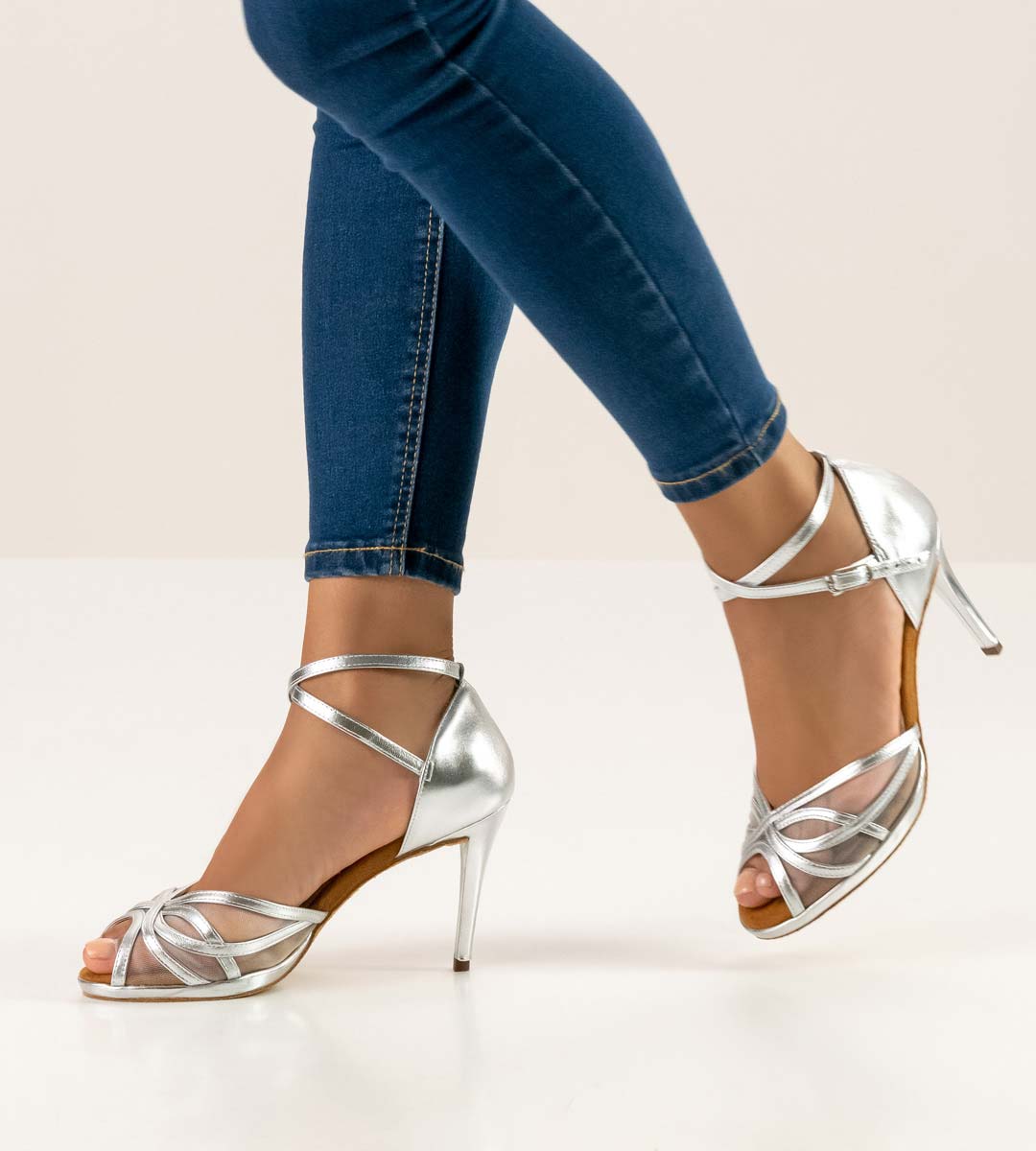 950 Anna Kern Platform Ladies Dance Shoe in silver