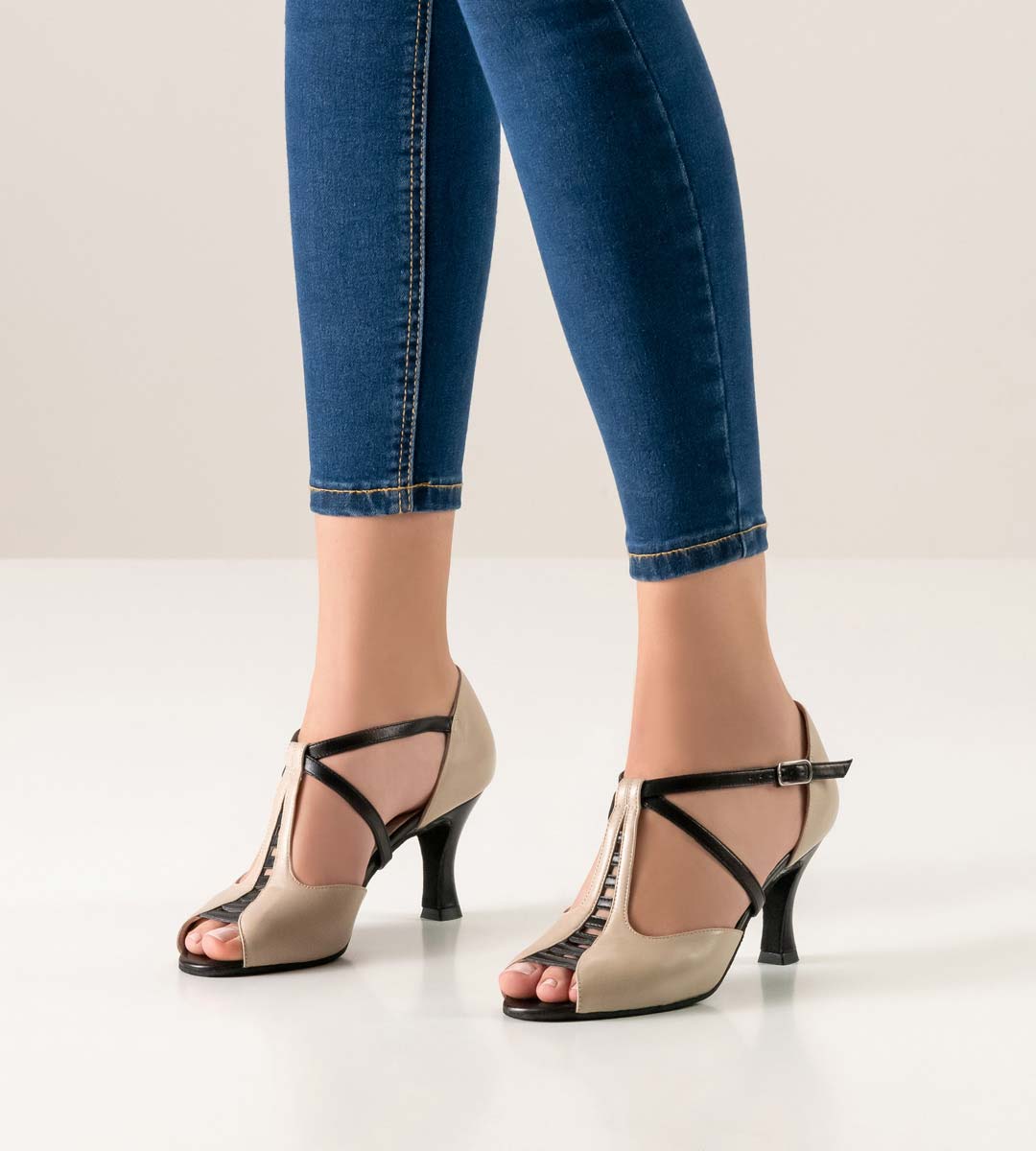beige coloured Salsa ladies dance shoe from Werner Kern