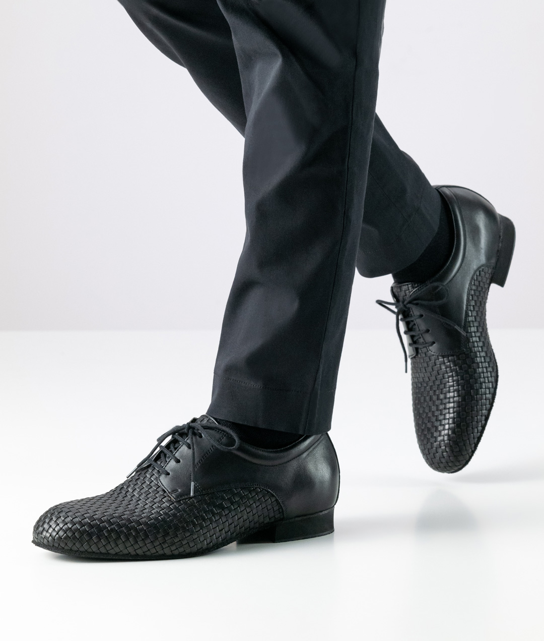 Men's dance shoe Brescia made of braided, black nappa leather with removable footbed for the slightly wider foot by Werner Kern.