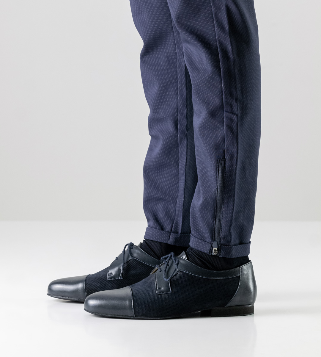 blue jeans in combination with Werner Kern men's dance shoe in suede and leather