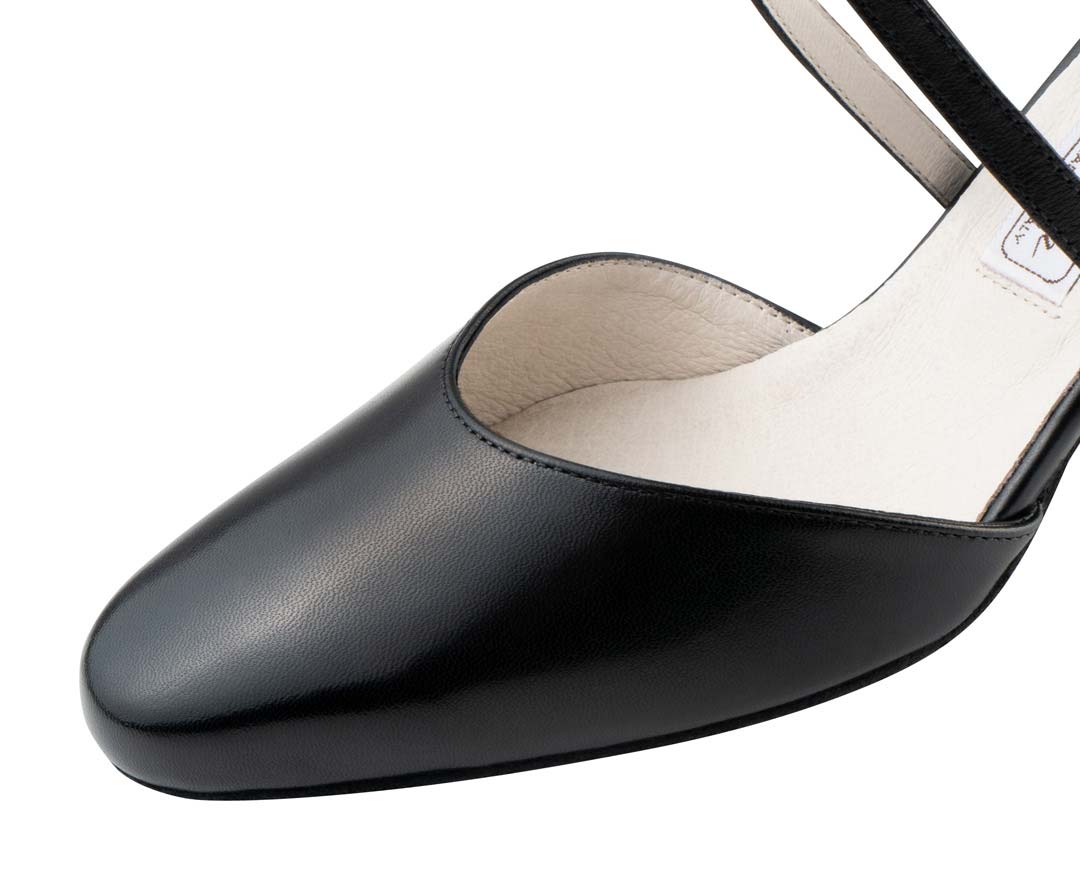 Patty Werner Kern ladies' dance shoe as a detailed view from the front