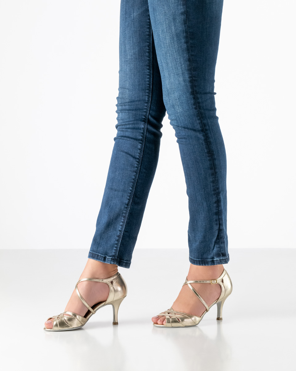 Golden dance shoe from Kern for women