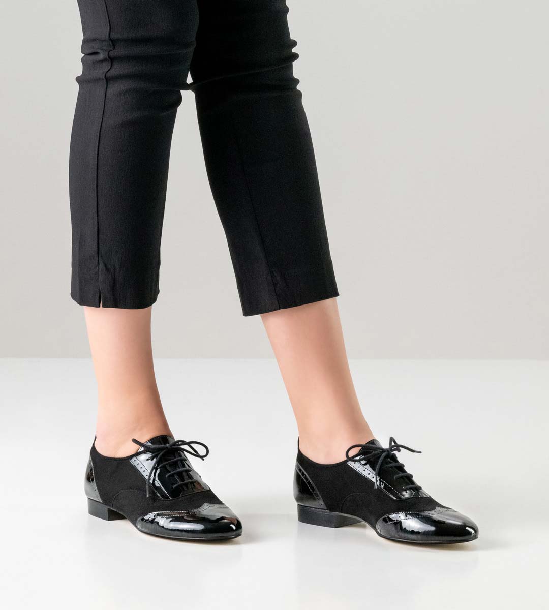 1.5 cm high Werner Kern ladies' dance shoe in black for swing dance