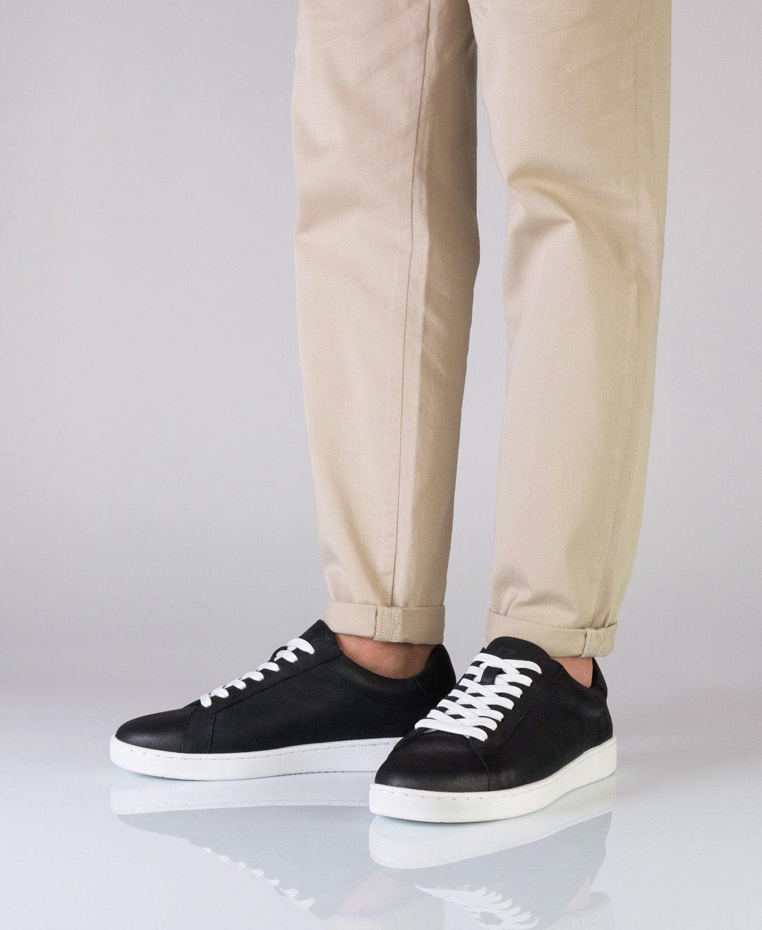 Lightweight dance sneaker 7410 for men - suitable for indoor and outdoor dancing