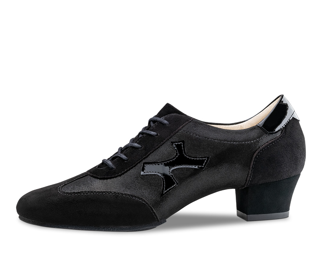 Black shiny dance training shoe by Werner Kern with laces and a 3.5 cm heel.