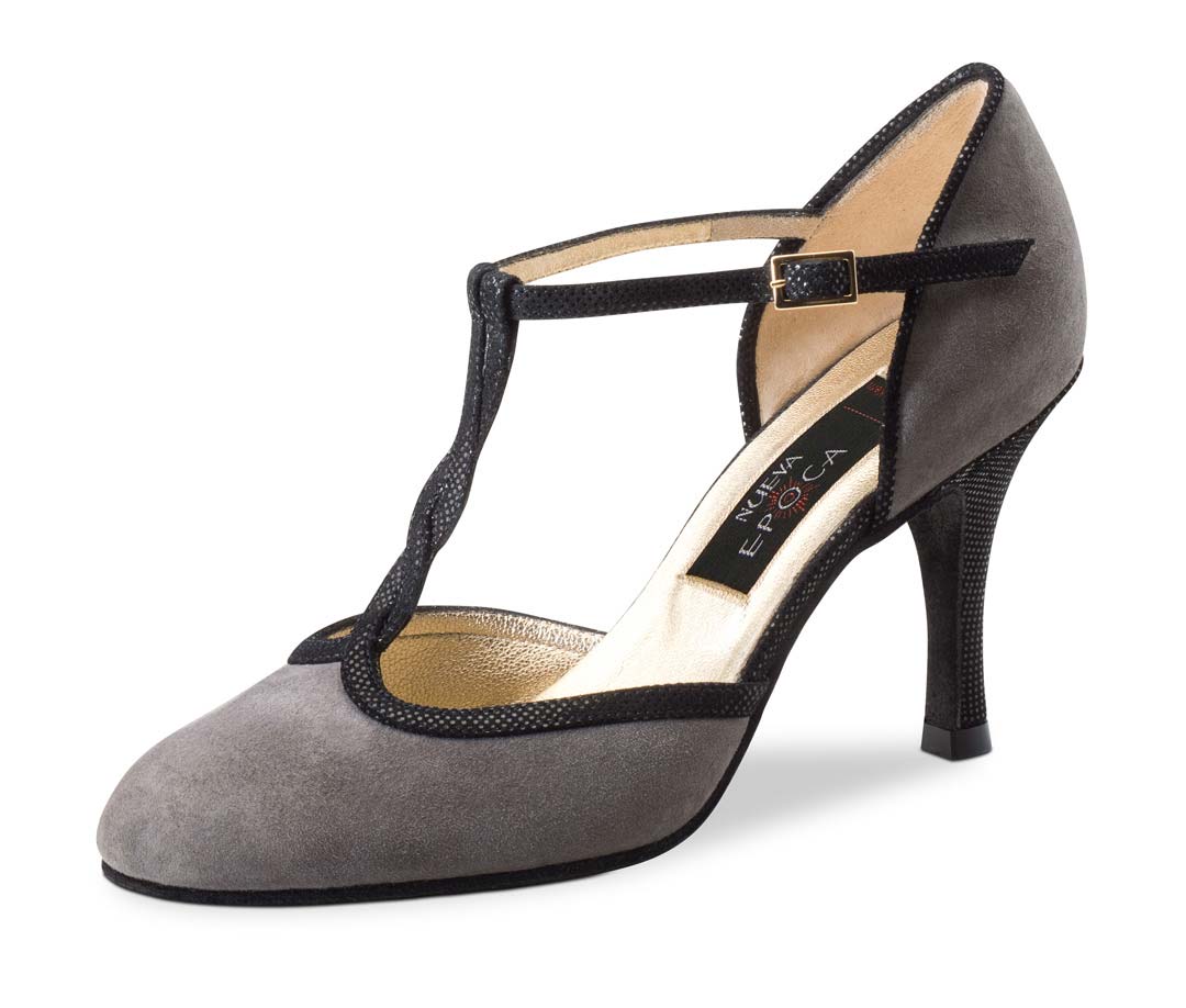 closed ladies dance shoe for Tango by Nueva Epoca