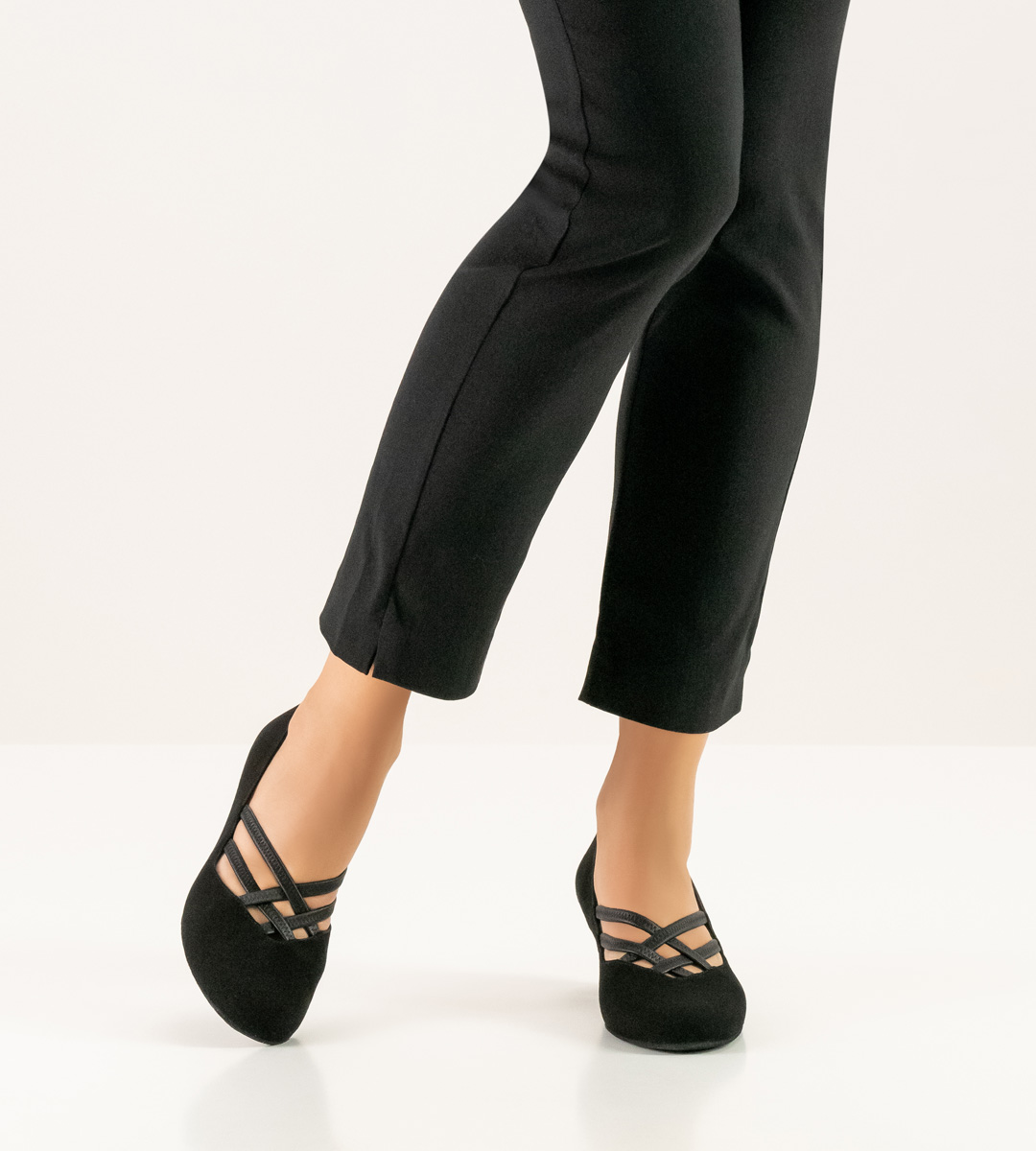 black Werner Kern ladies' dance shoe in combination with black trousers