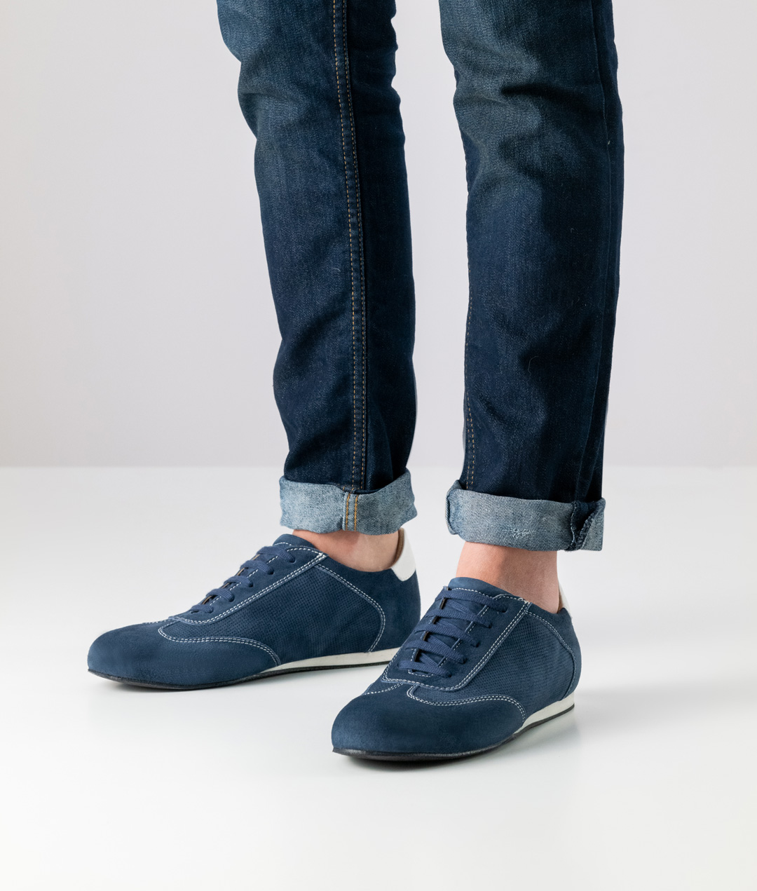 Dance shoes in a sporty design for men in soft suede from Werner Kern.