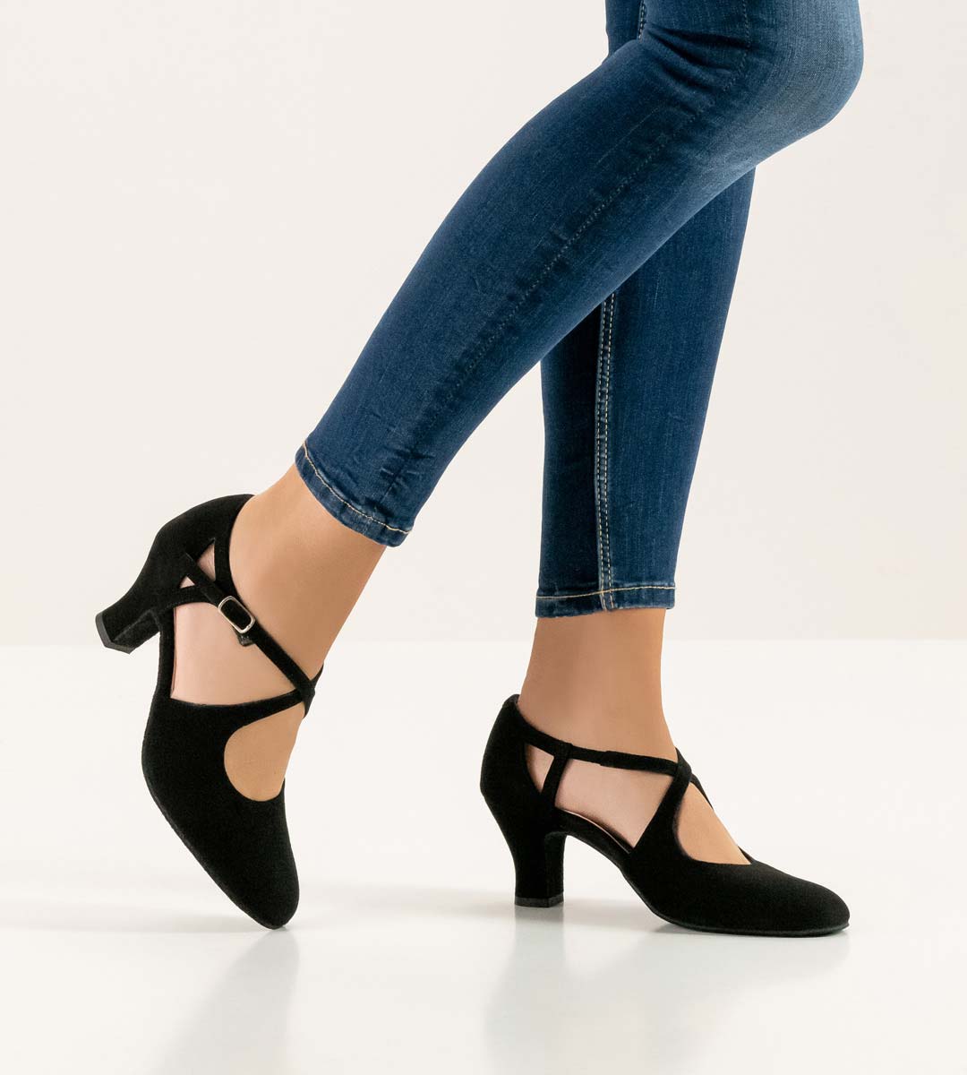 Gala Werner Kern women's dance shoe open sided in combiantion with blue jeans