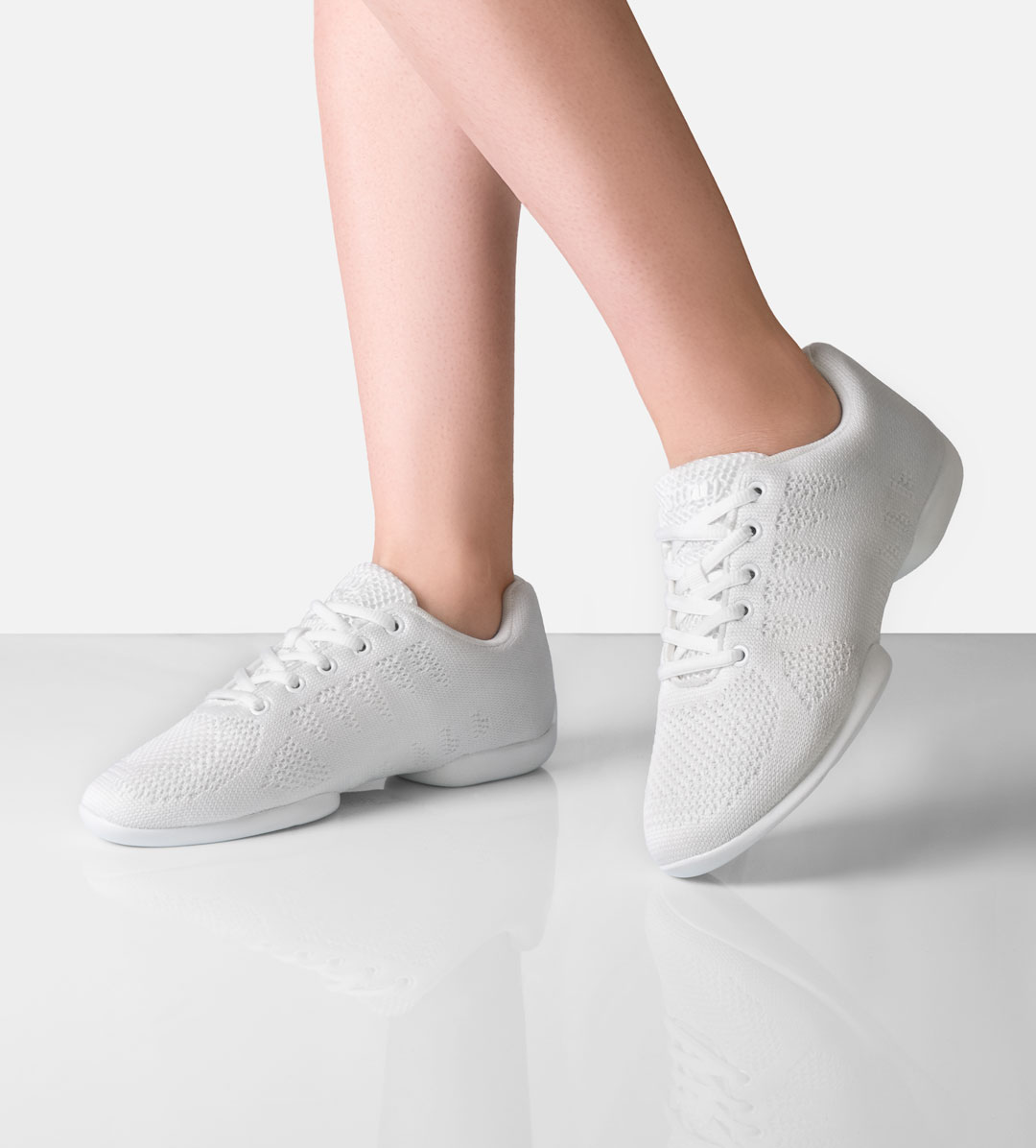 Suny by Anna Kern sneaker 160 for women, white color, split sole, perfect for indoor and outdoor dance.
