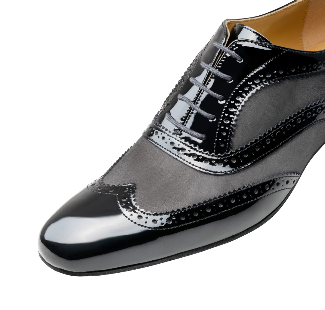 Detail of the black-grey Nueva Epoca men's dance shoe
