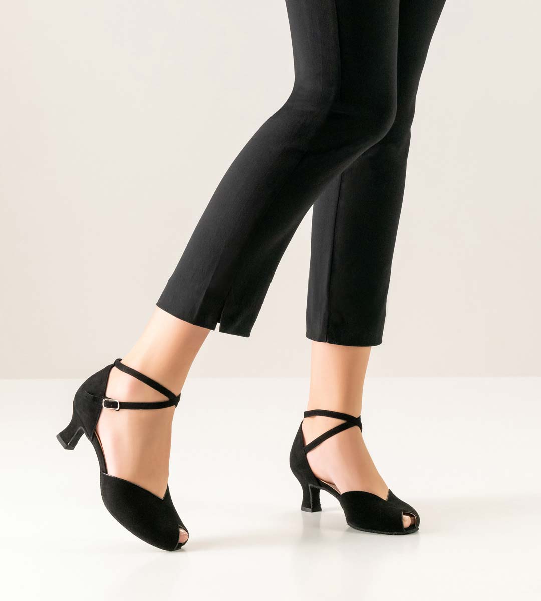 Asta black Werner Kern ladies' dance shoe with pee-toe
