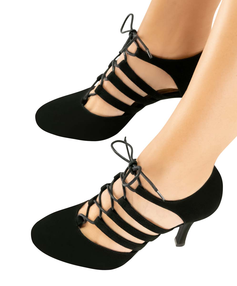 April Detail view from the top of the Nueva Epoca women's dance shoe
